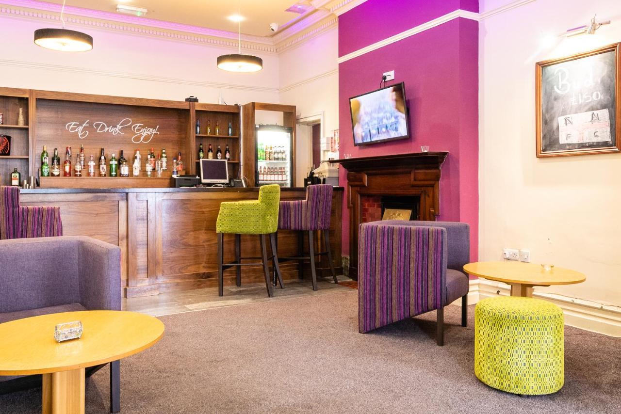 Dene Hotel Chester Extérieur photo