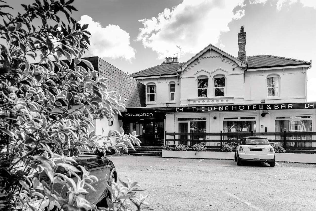 Dene Hotel Chester Extérieur photo