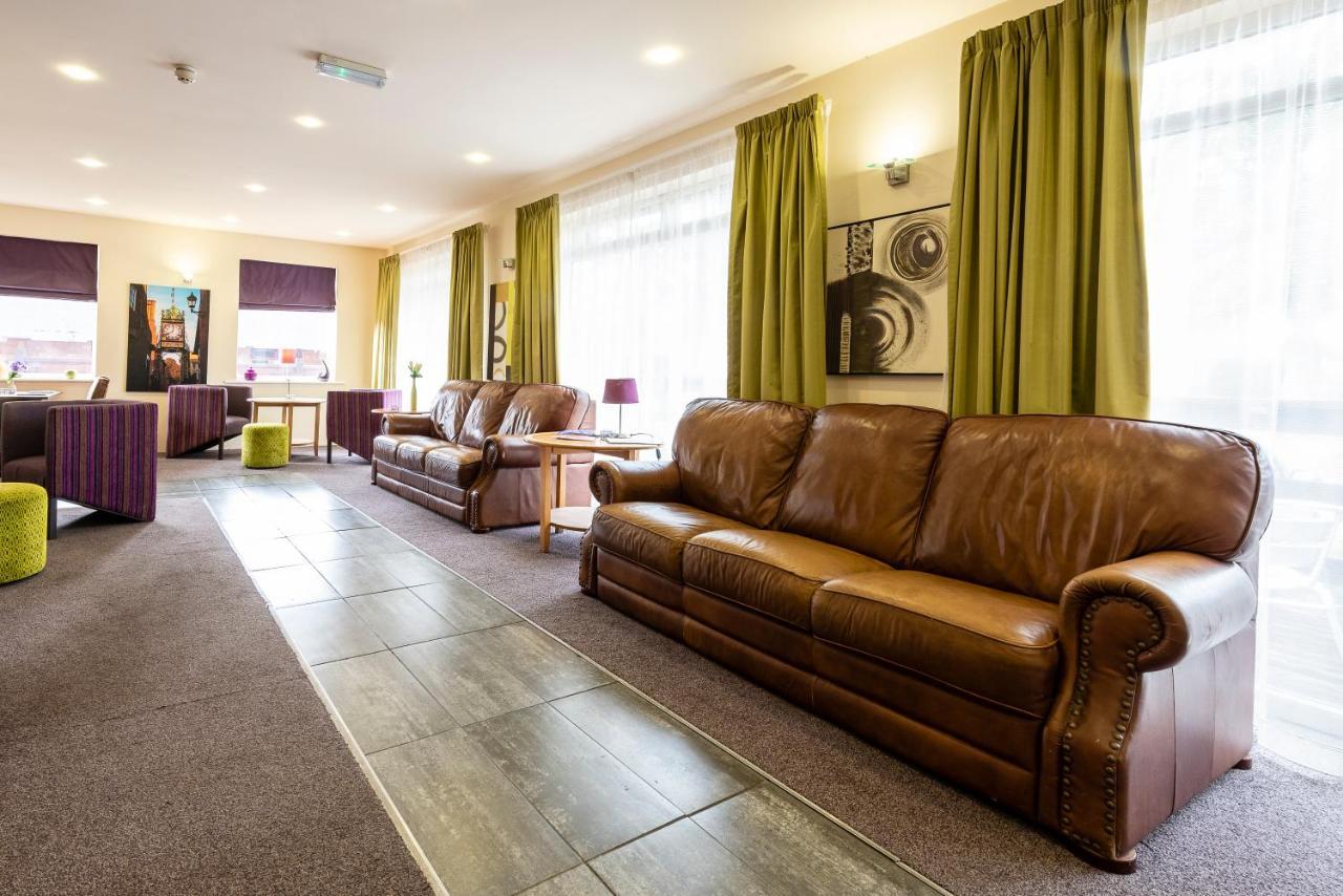 Dene Hotel Chester Extérieur photo