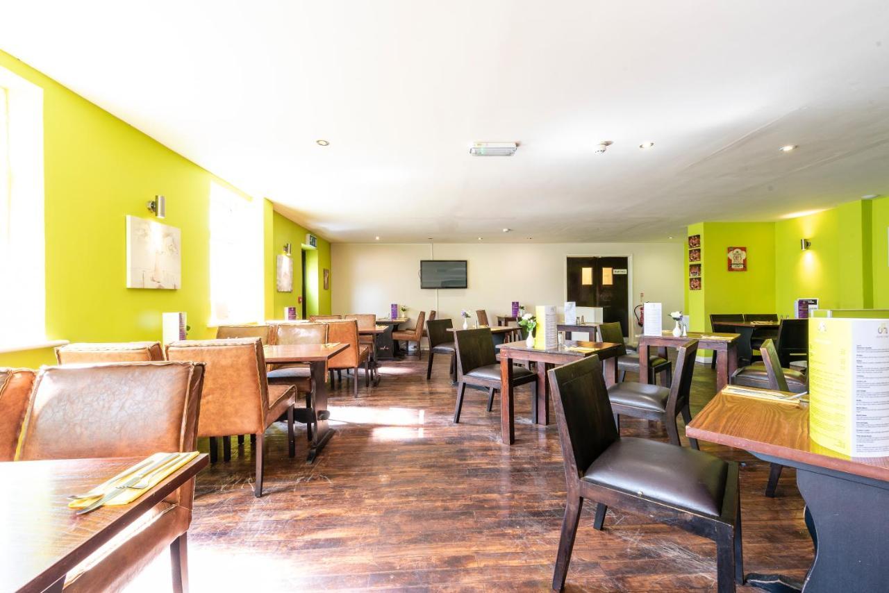 Dene Hotel Chester Extérieur photo